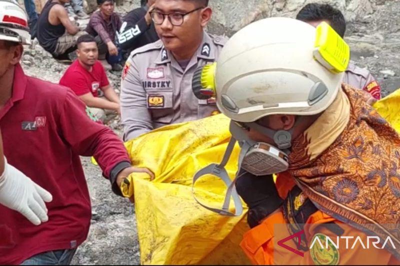 Tim SAR Gabungan Evakuasi Korban Tewas ke-10 Ledakan Tambang Batu Bara di Sawahlunto