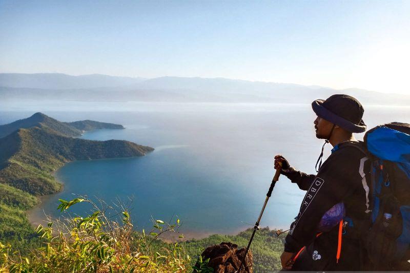 Mengintip Indahnya Pulau Padamarang di Sultra