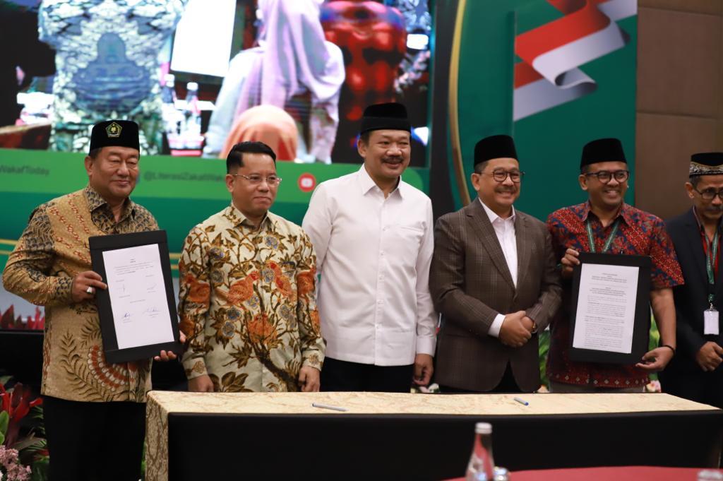 Wanti-wanti Wamenag: Lembaga Pengelola Zakat Jangan Terpengaruh Dinamika Politik