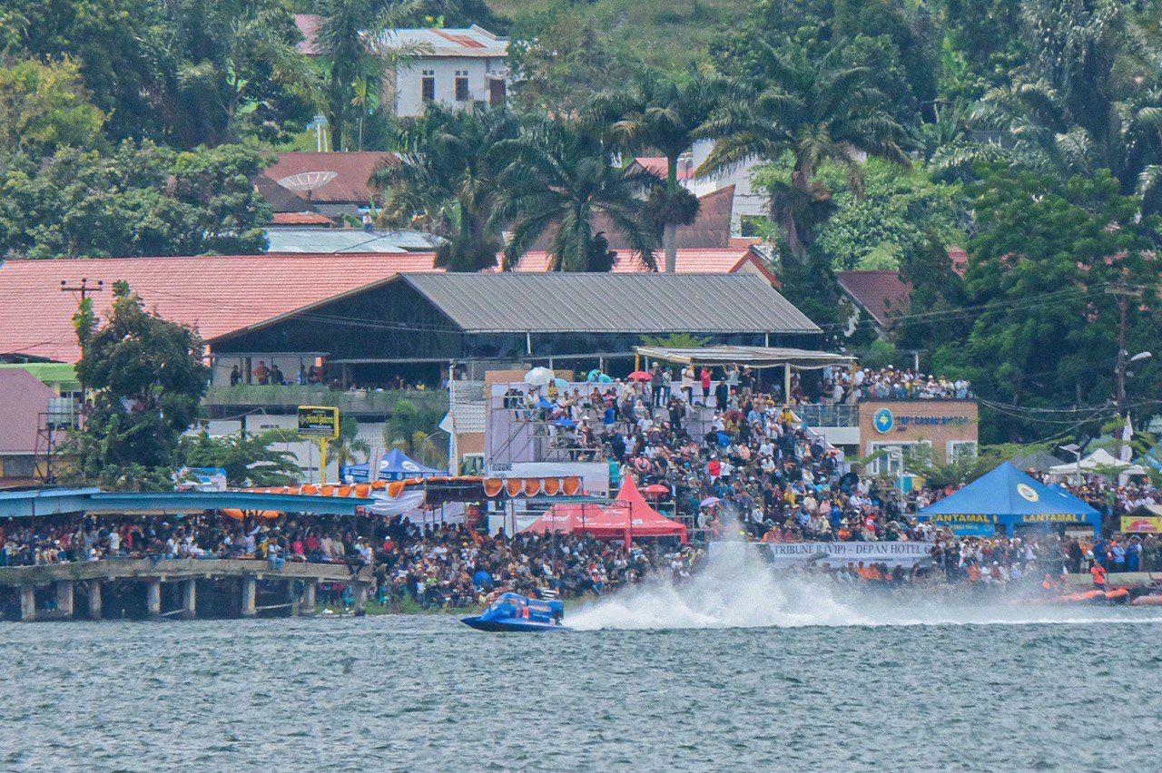 Menparekraf Optimistis Dampak Ekonomi F1PowerBoat Mampu Bangkitkan Sektor Pariwisata Toba