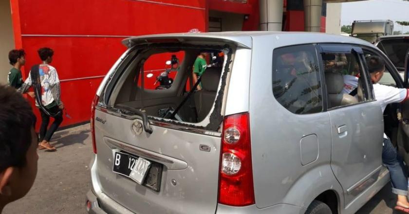 Imbas Penonton Rusuh, Persija vs Persebaya Dibatalkan