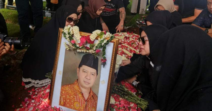 Sebelum Meninggal, Ayah Olla Ramlan Mengidap Kanker Hati