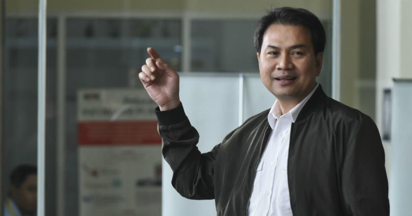 Usai Diperiksa KPK, Aziz Syamsuddin Irit Bicara Soal Kasus Korupsi e-KTP