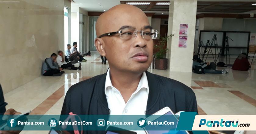 Jenazah Desmond Mahesa Dimakamkan Di Al Azhar Memorial Garden Karawang
