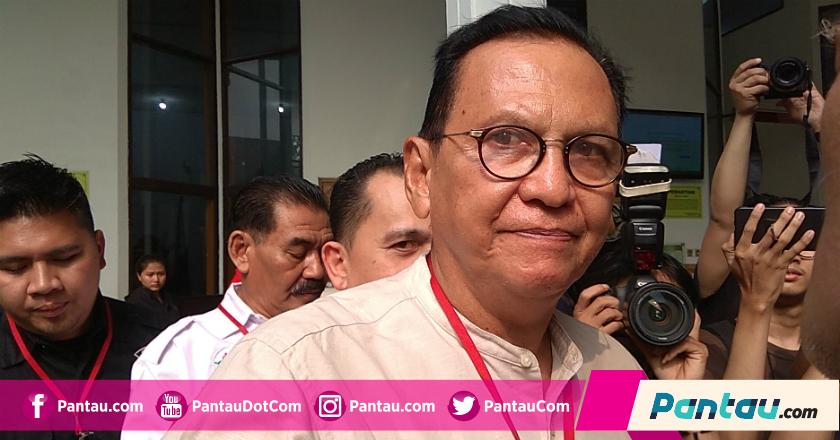 Roy Marten Sedih Melihat Tio Pakusadewo Dituntut 6 Tahun Penjara
