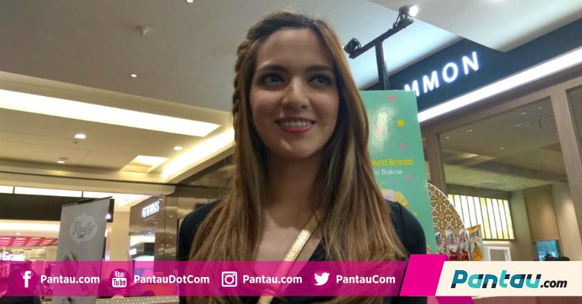 Ini Makanan yang Paling Ditunggu Nia Ramadhani saat Idul Fitri