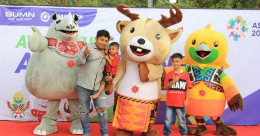 Maskot Asian Games Hadir di Tol Palikanci