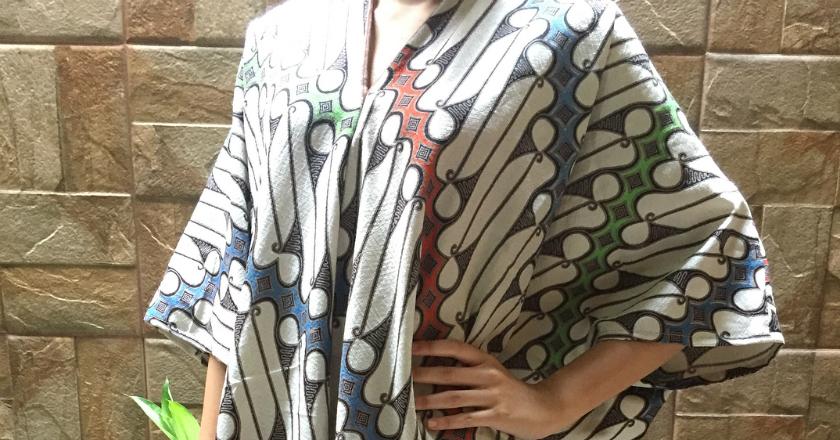 Lebaran Tahun Ini Kaftan Batik Bakal Jadi Tren