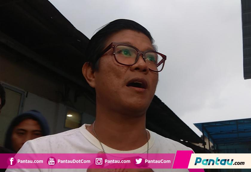 Andika 'Playboy' Kangen Band Lengket dengan Pramugari, Pacaran?