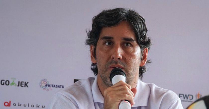 Teco Persija: Persib Bandung Terlalu Banyak Bicara