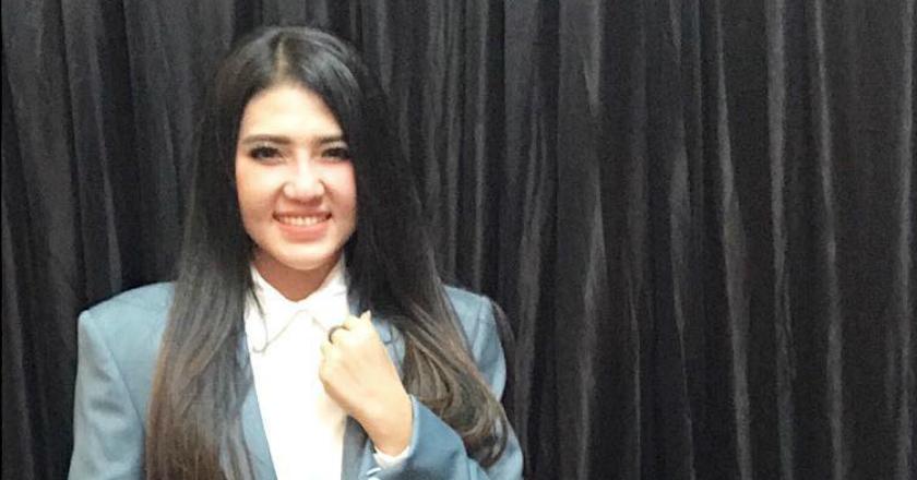 Persiapan Nonton Piala Dunia Sudah Lengkap, Via Vallen Malah Gak Semangat ke Rusia