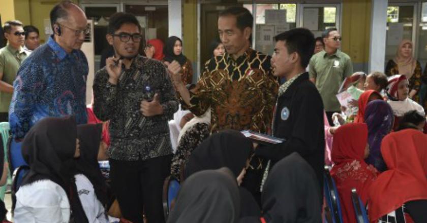 Diajak Blusukan Jokowi, Presiden Bank Dunia Pesan Indonesia Harus Hadapi Perang Dagang
