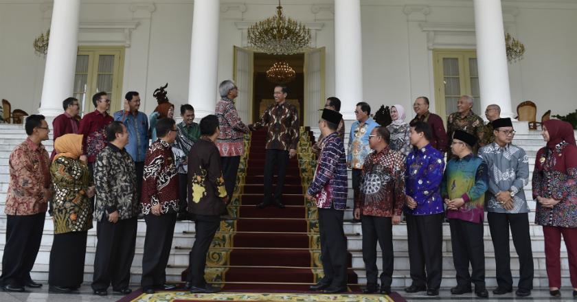 Banyak Bupati Terjaring OTT KPK, Jokowi: Hati-hati, Jaga Diri!