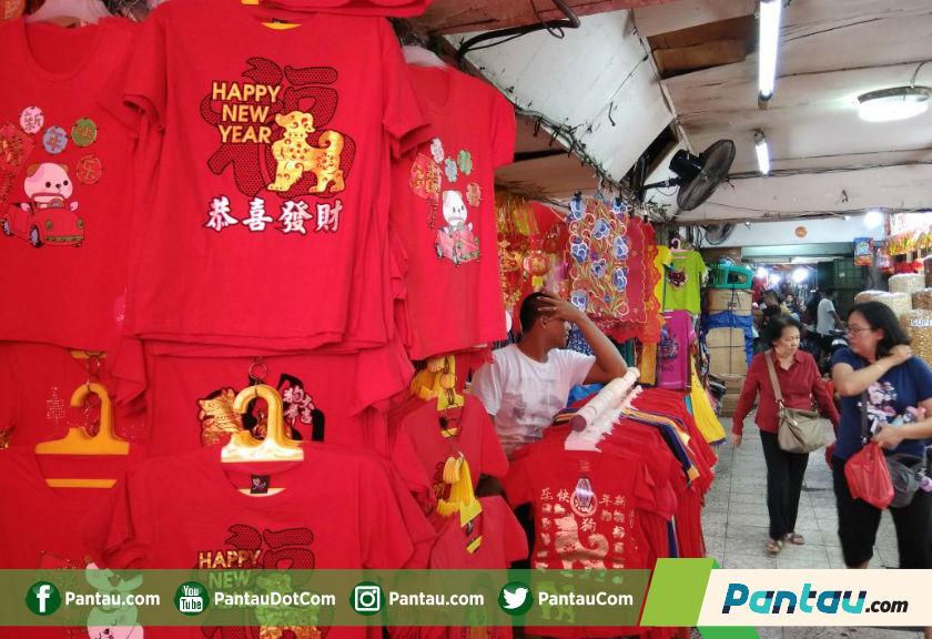 Pantau Video: Pernak-pernik Imlek Banjiri Pasar Glodok