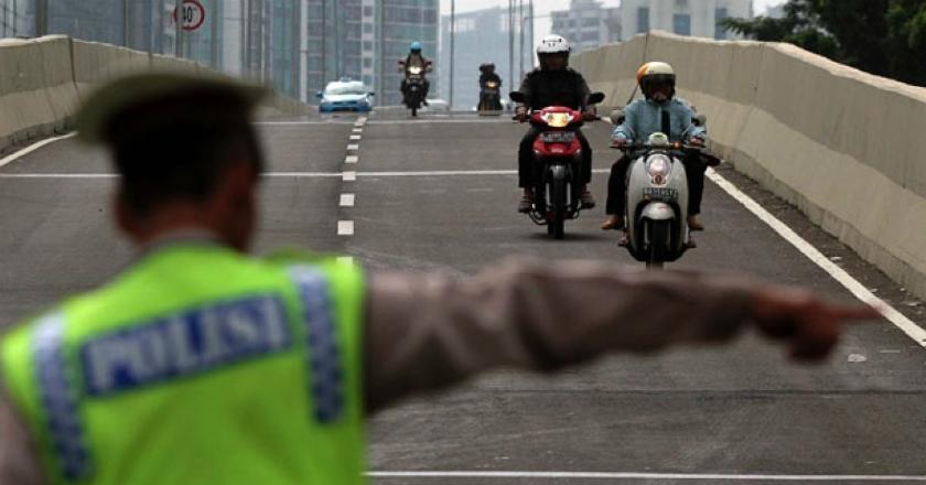 Polisi Buka Suara Soal Video Viral Pemotor Tak Ditilang di JLNT Casablanca