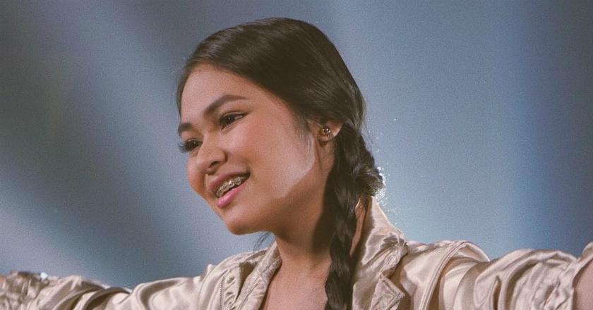 Regina Poetiray Vokalis Baru Band 'Geisha'