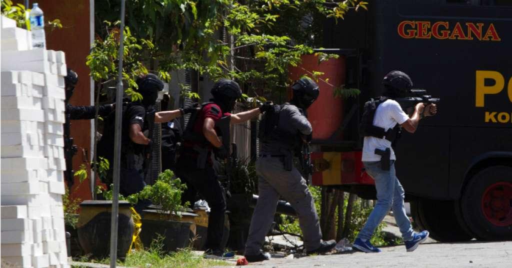 Polisi Tembak Mati 3 Teroris Dalam Baku Tembak di Jalan Kaliurang Yogyakarta
