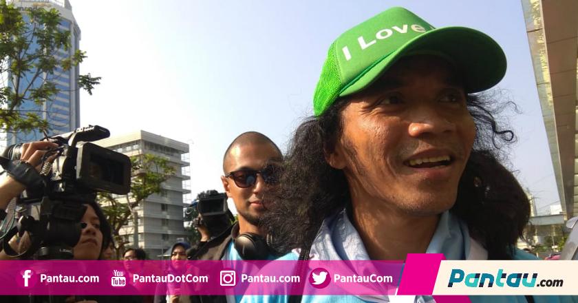 Kaka Slank Ajak Masyarakat Lestarikan Hiu