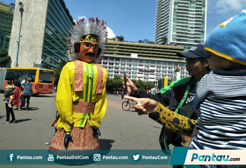 Psstt... Sudah Tahu 'Ritual' Mengenakan Kostum Ondel-ondel?