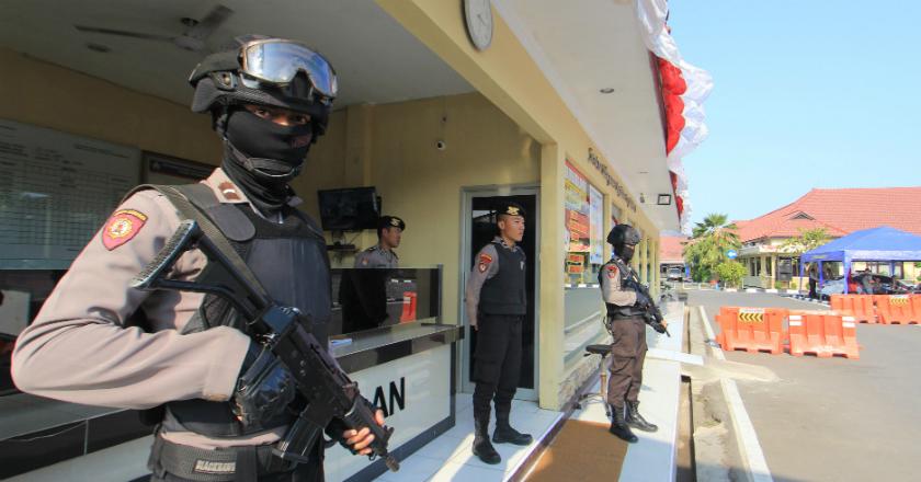 Polres Indramayu Dilempar Bom Panci, Kapolri: Pelaku Teror Anggota JAD