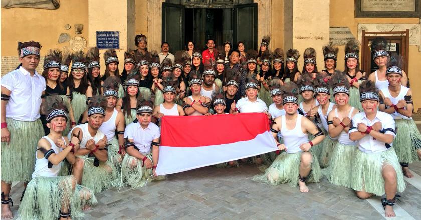 Membanggakan, Paduan Suara dari Manado Juara di Italia
