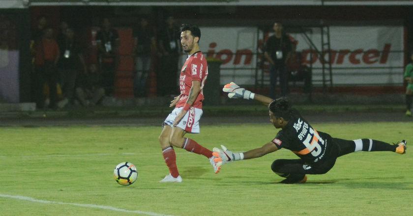 Persija Jakarta Dikandaskan Bali United 2-0