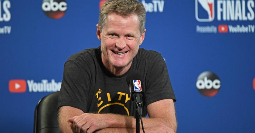 Warriors Perpanjang Kontrak Steve Kerr Usai Pertahankan Gelar Juara NBA