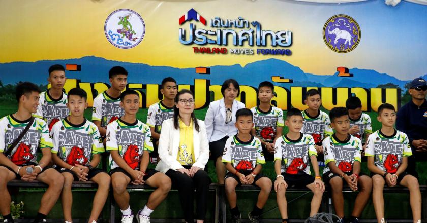 Senyuman 12 Bocah yang Sempat Terperangkap di Gua Tham Luang Thailand