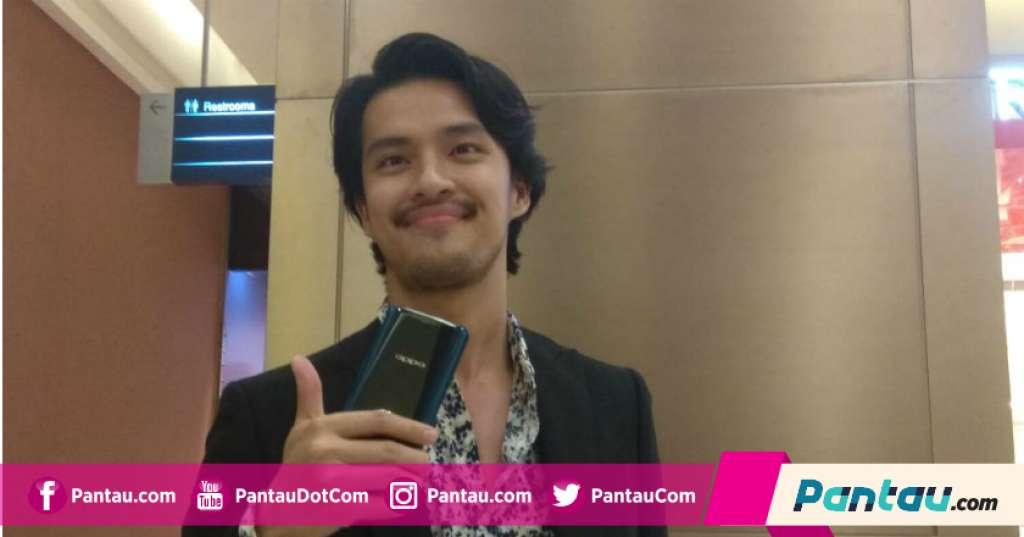 Morgan Oey Pilih Tak Bawa Dompet Daripada Ketinggalan Handphone