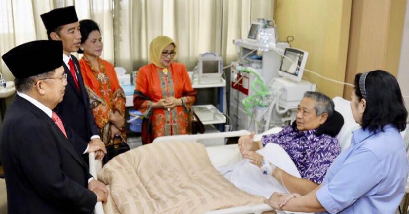 Jokowi-JK Jenguk SBY di RSPAD