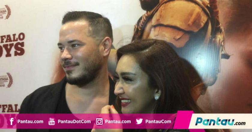 Dipuji Nafa Urbach, Zack Lee: I Feel Great!