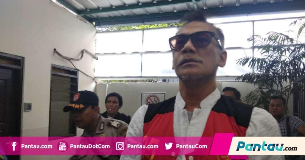 Sidang Putusan Ditunda, Tio Pakusadewo Kecewa