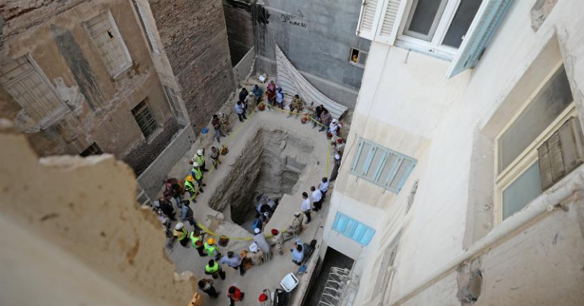Makam Mesir Kuno 2000 Tahun Lalu Dibuka, dan Isinya...