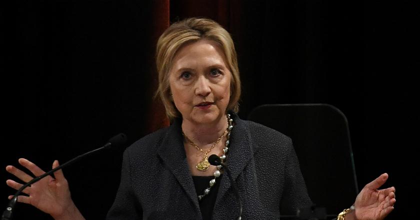 Saat Trump Gunakan Hillary Clinton sebagai Tameng Atas Blunder di Helsinki