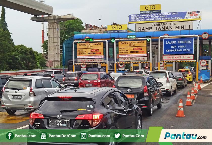 Sedan Bakal Bebas Pajak Barang Mewah, Tapi...