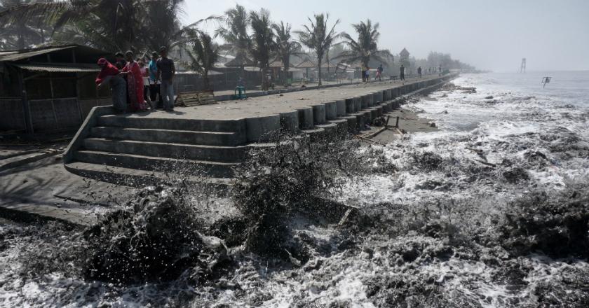 Gelombang Tinggi Porak Porandakan Ratusan Bangunan di Gunung Kidul