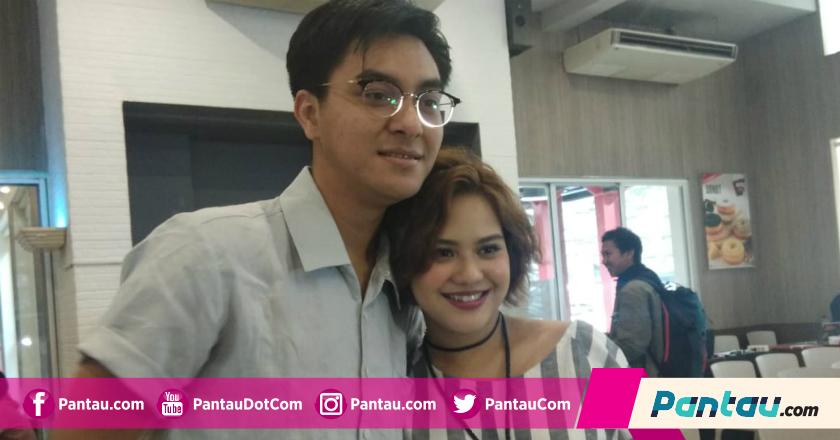 Hamil Tua Myta Lestari Terus Kerja Pantang Cuti