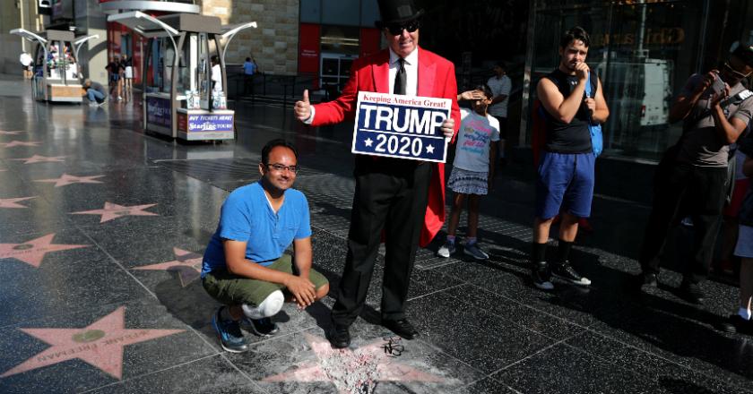 Duh, Aksi Vandalisme Rusak Bintang Donald Trump di Walk of Fame