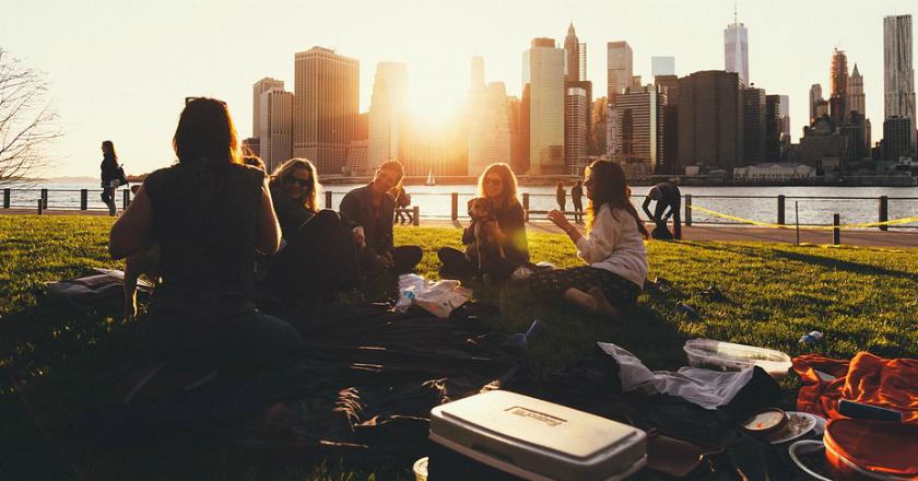 Kurang Piknik? Mungkin Kamu Termasuk 5 Zodiak Pekerja Keras Ini