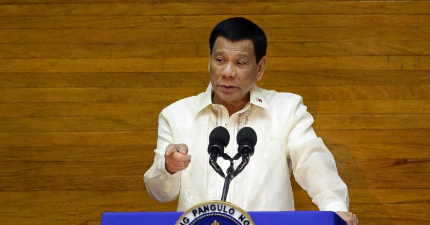 Rodrigo Duterte Sahkan UU Otonomi Penuh Umat Muslim Filipina