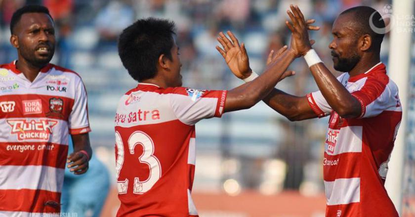 Madura United Gagal Jalin Kesepakatan Dengan Peter Odemwingie