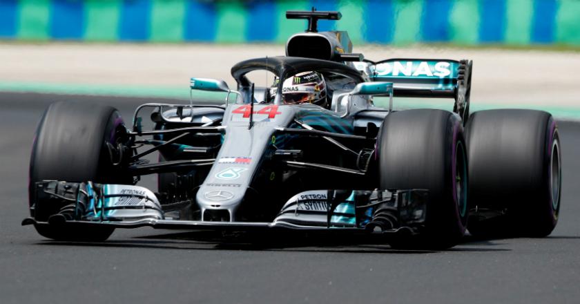 Puncaki Klasemen F1, Hamilton Tak Ingin 'Overconfidence'