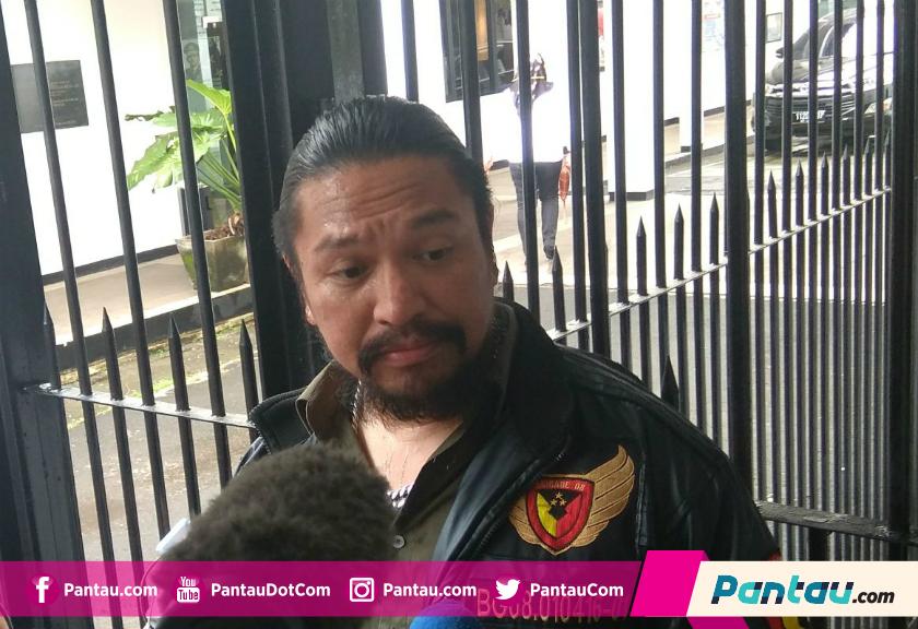 Dhawiya 3 Hari Ditahan di Polda, Kenapa Elvy Sukaesih Belum Jenguk?