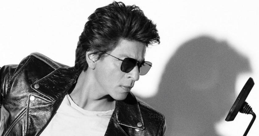Putrinya Jadi Model Majalah 'Vogue', Shah Rukh Khan Malah Dibully