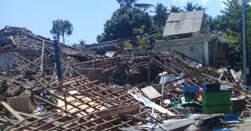 Lokasi Terparah Gempa Lombok Saat Ini Tengah Dievakuasi