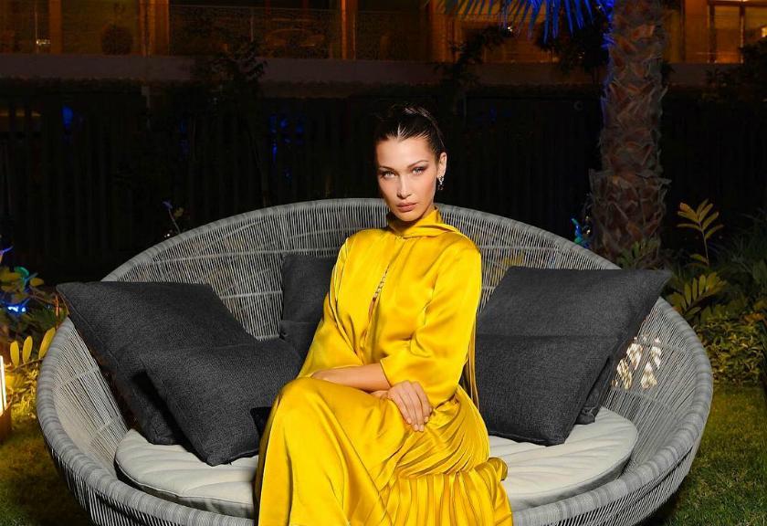 Bella Hadid Kecam Trump, "Saya Berdiri untuk Palestina"