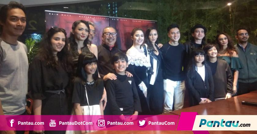 Film Horor Gentayangan Gandeng Sutradara Bollywood