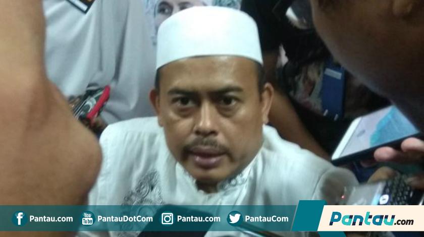 FPI: Alangkah Elegan Rizieq Shihab Pulang Disambut Presiden Jokowi