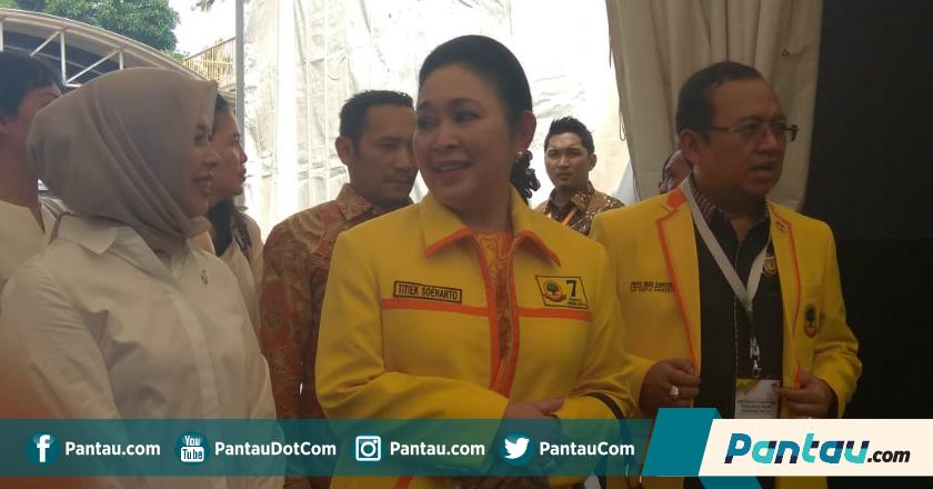 Sambangi KPU, Titiek Soeharto Pastikan Berkarya Dukung Prabowo-Sandi