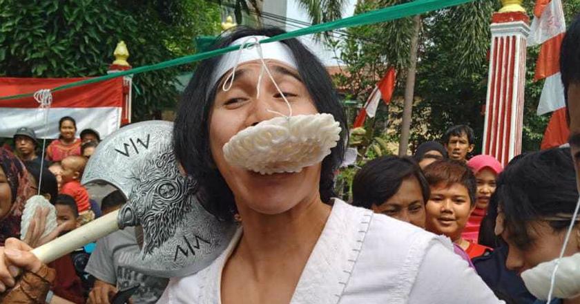 Berkapak 212, Begini Gaya Wiro Sableng Ikut Lomba 17 Agustus